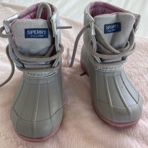 Size 7 toddler Sperry Duck boots